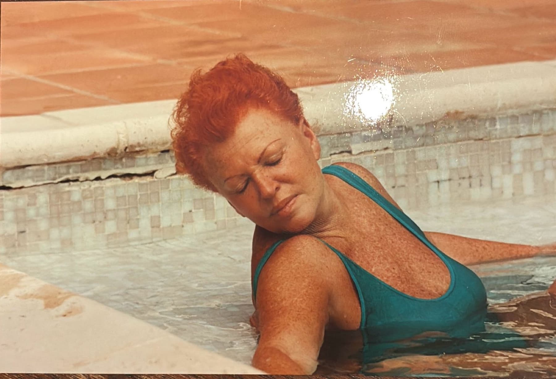 Régine — les taches de rousseur
